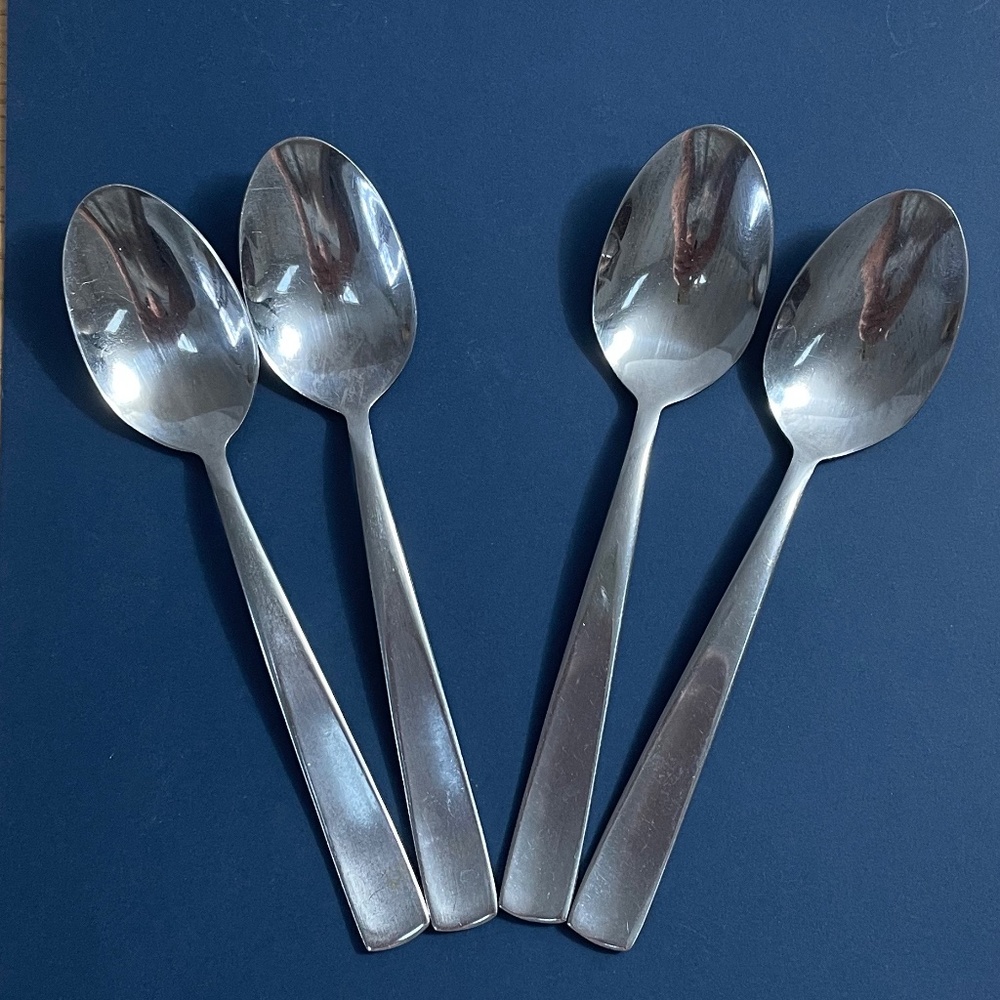 Pfaltzgraff Flatware Satin Danford Soup Spoons Tablespoons 18/0 Stainless Set 4
